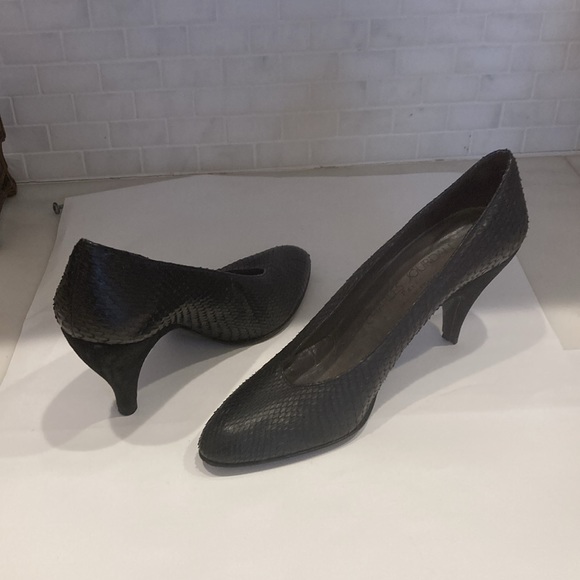 Vintage Christian Dior black python pumps - Picture 6 of 13